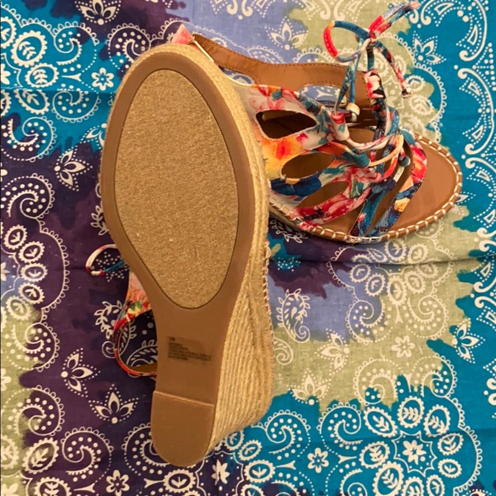 Wedges - Picture 4 of 4